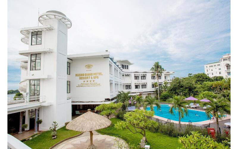 Khách sạn Hương Giang Hotel Resort & Spa, Phú Hội, Huế 4 sao – mới nhất