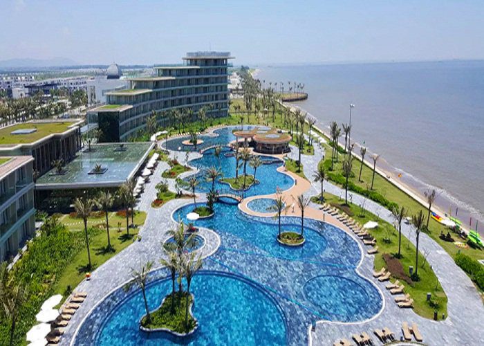 Trải nghiệm dịch vụ thượng lưu mùa lễ hội tại FLC Hotel & Resort