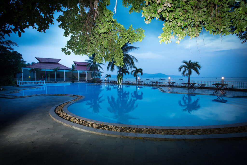 Royal Hotel & Healthcare Resort Quy Nhơn