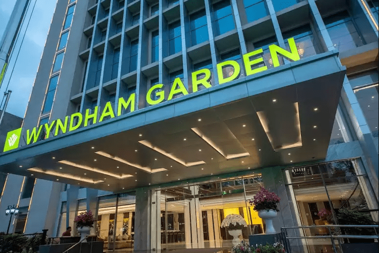 Khách sạn Wyndham Garden Vạn Phúc, Hà Đông 5 sao