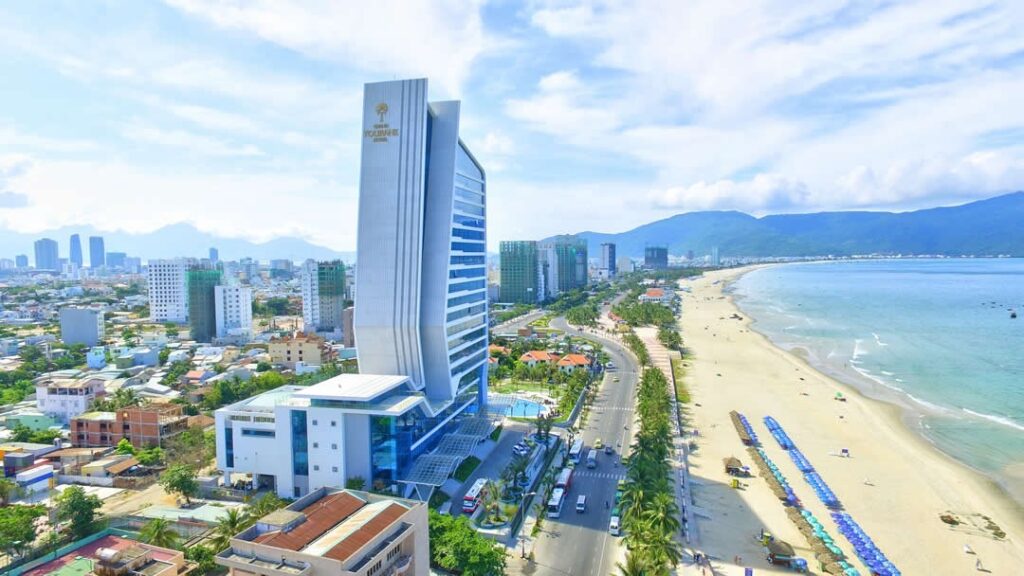 Grand-Tourane-Hotel-Da-nang-top-5-khach-san-5sao-dep-nhat