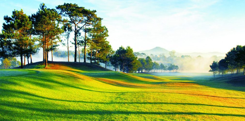 Bảng giá dịch vụ sân golf Đà Lạt Palace Golf Club (Đồi Cù) mới nhất