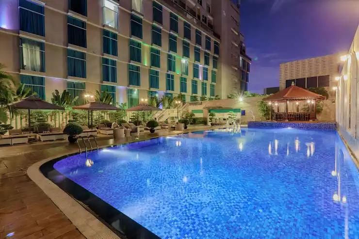 Khách sạn The Mira Hotel 5*, Bình Dương