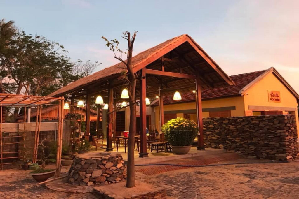 FARMSTAY ROSÉ PHÚ YÊN – CHỐN THẦN TIÊN XỨ HOA VÀNG