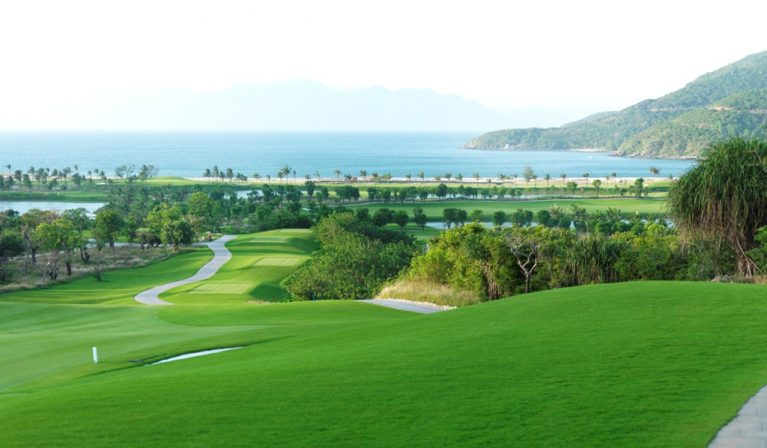 san-vinpear-golf-namhoian