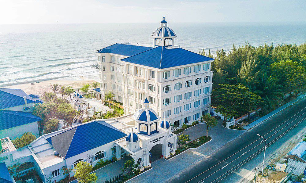 Lan Rừng Resort Phước Hải tháng 11 giá chỉ từ 1499k/phòng