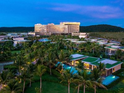 Khách sạn Pullman Beach Phú Quốc Resort 5*