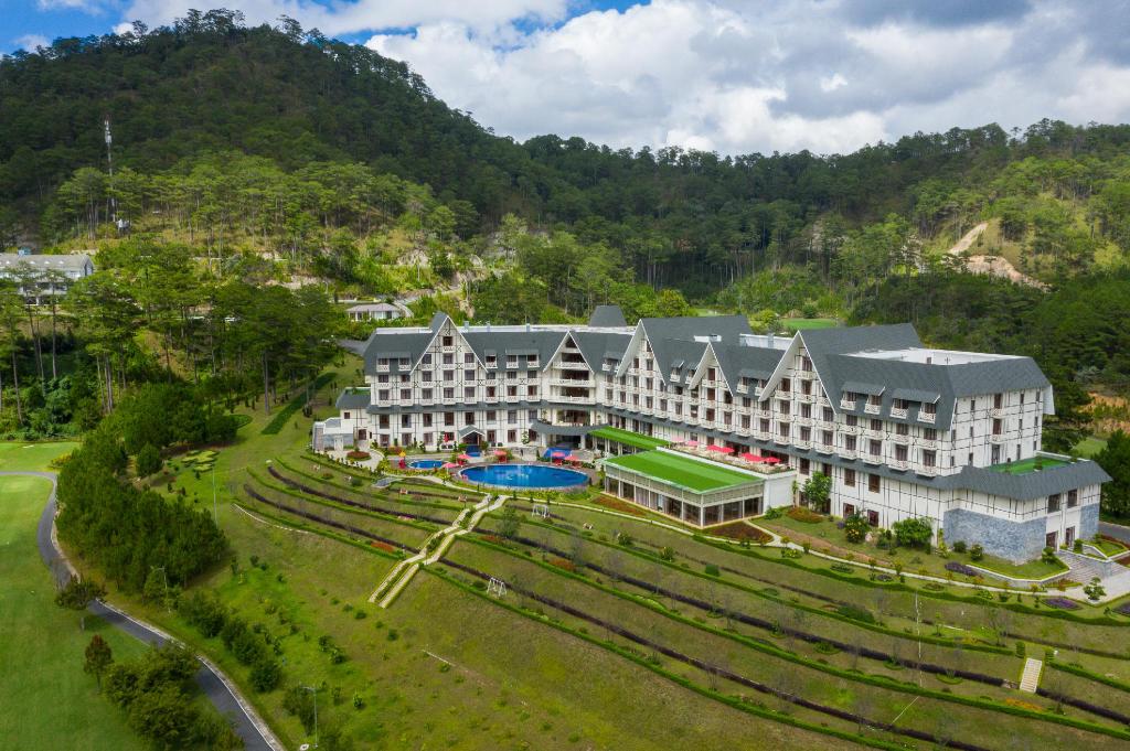 Dịch vụ tổ chức sự kiện Swissbel resort, tour mice, họp hội nghị, hội thảo, gala, tiệc cưới trọn gói