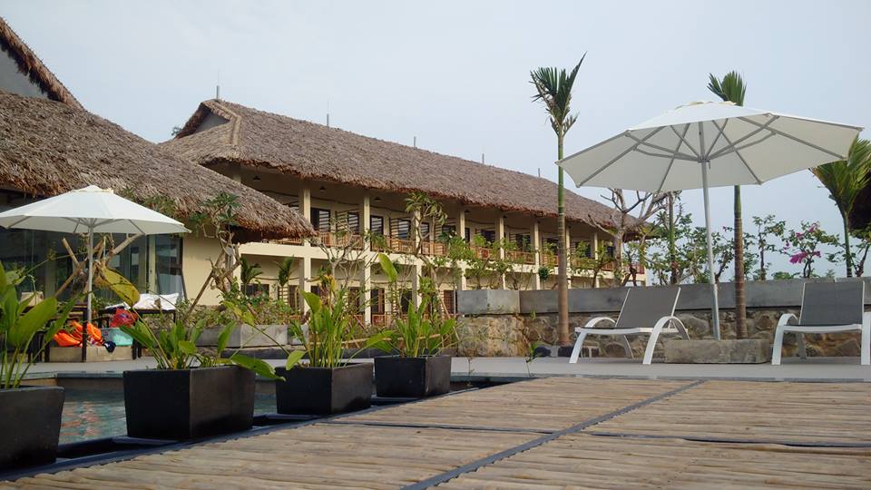 khu-nghi-duong-khach-san-resort-co-be-boi-tam-suoi-khoang-nong-o-gan-quanh-ha-noi-16