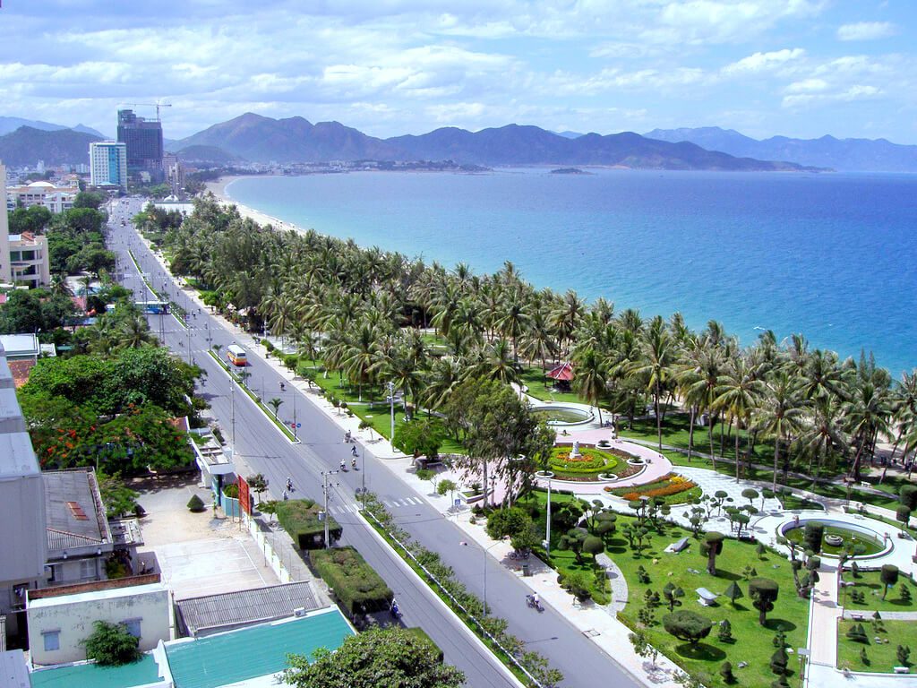 resort-khach-san-o-cam-ranh-nha-trang-moi-nhat-100