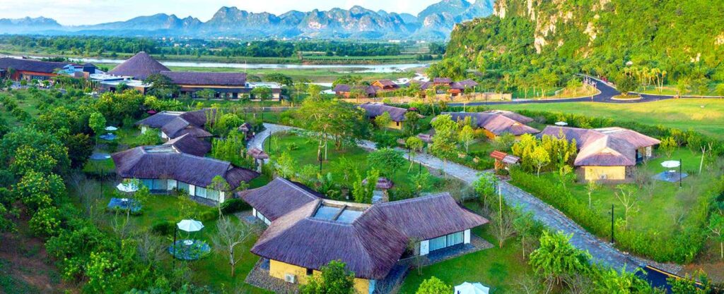 6 resort/villa ở Hòa Bình có bể bơi 4 mùa, tắm khoáng nóng, Onsen tốt nhất