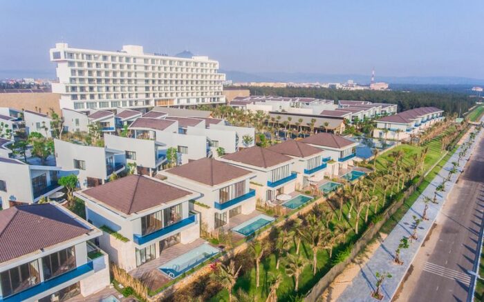 Package 3N2Đ Rosa Alba Resort Phú Yên: phòng nghỉ + ăn uống + xe đưa đón sân bay