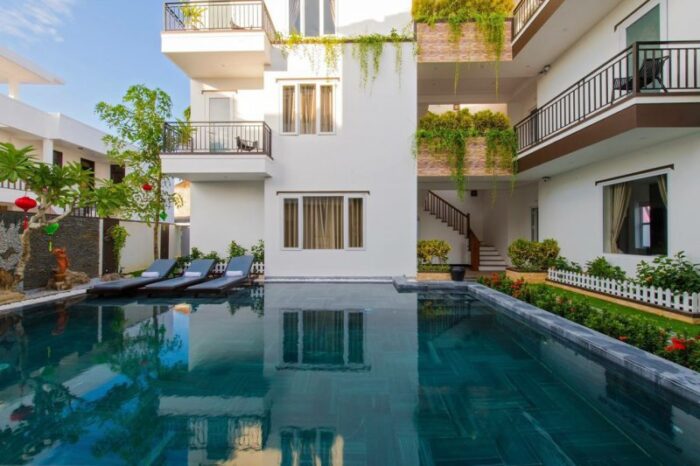 Biệt thự Blue Villa Hội An 12 phòng ngủ+ bể bơi riêng cho thuê nguyên căn