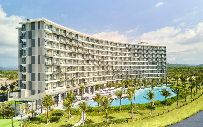 Review (đánh giá) Mövenpick Resort Waverly Phú Quốc