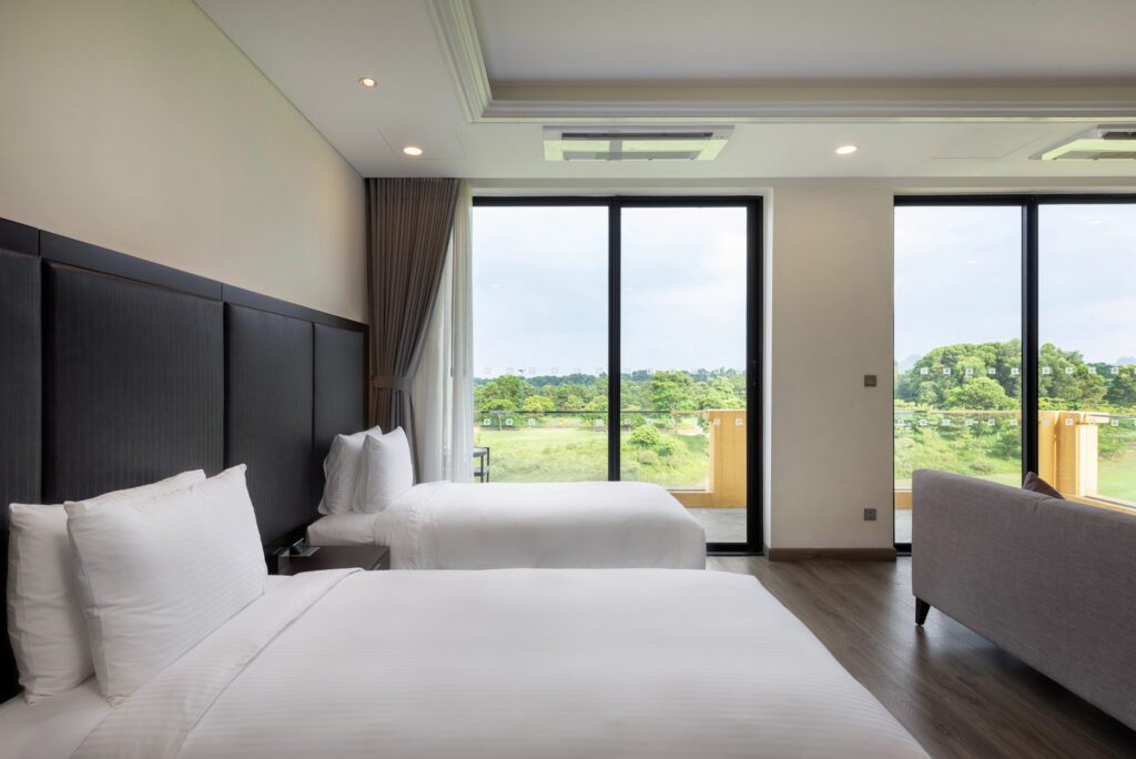 review-wyndham-sky-lake-resort-villas-chuong-my-ha-noi-4