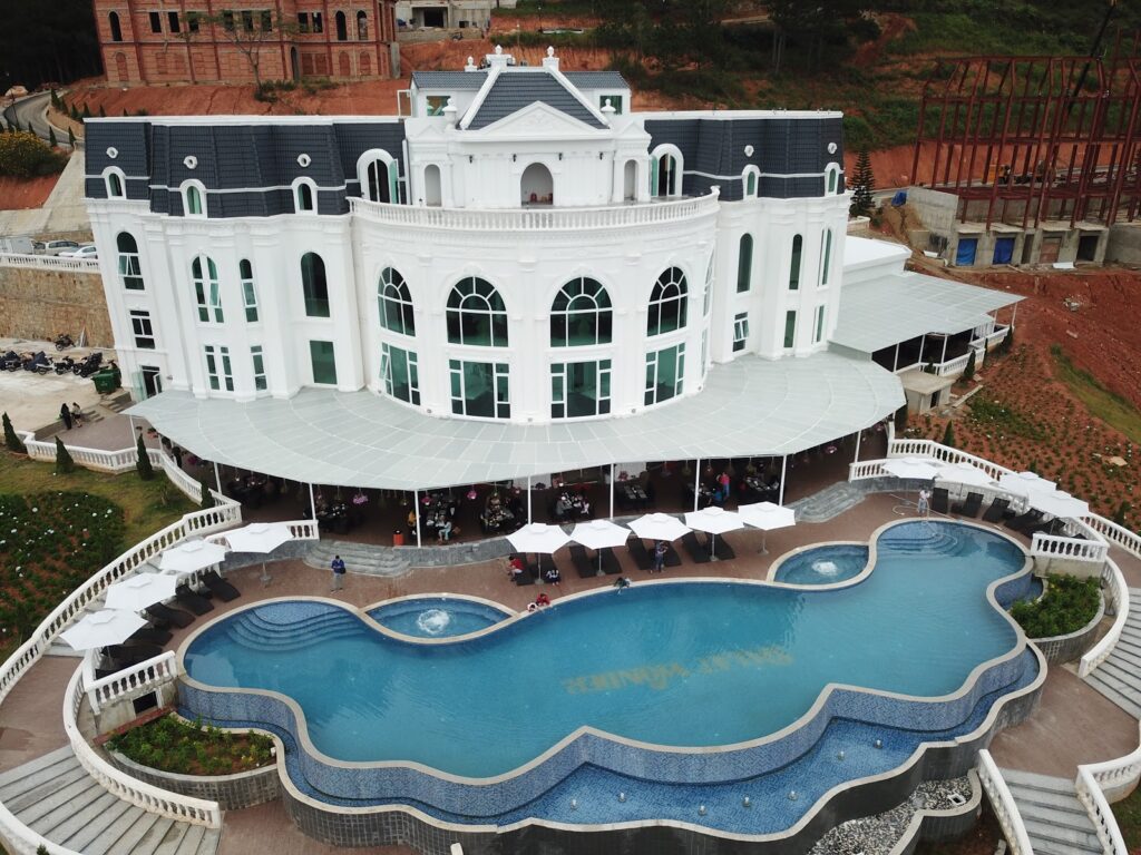 Giá phòng Dalat Wonder Resort 4 sao bao nhiêu?