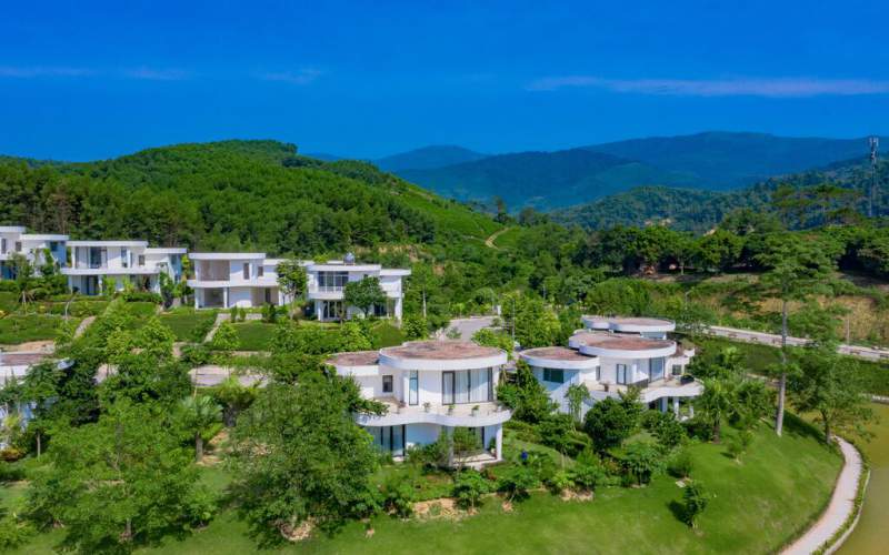 Review Ivory Villa & Resort Hòa Bình địa chỉ ở đâu, dịch vụ có gì, các hạng villa,