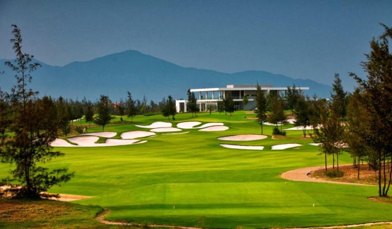 Bảng giá tại sân golf Montgomerie Links Đà Nẵng mới nhất