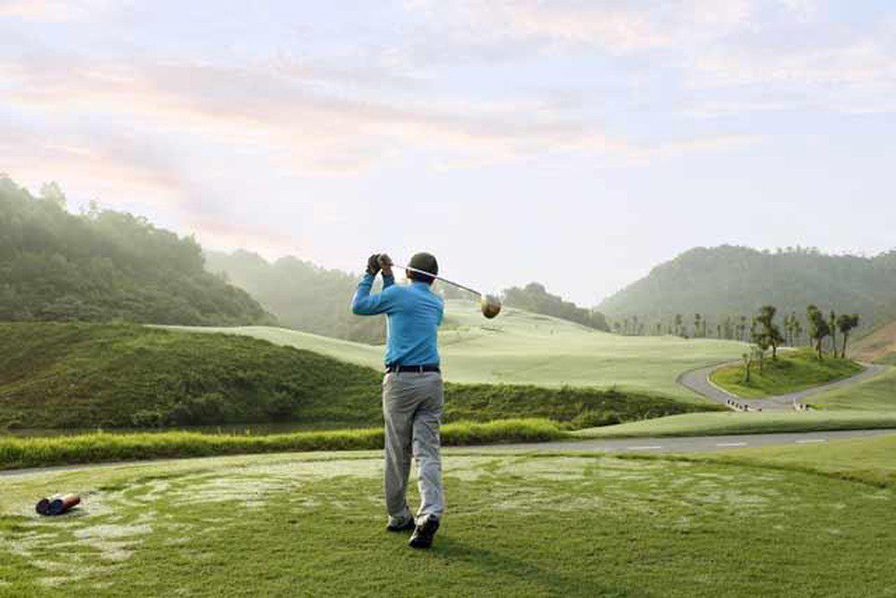 Hilltop Valley Golf Club Hòa Bình 5