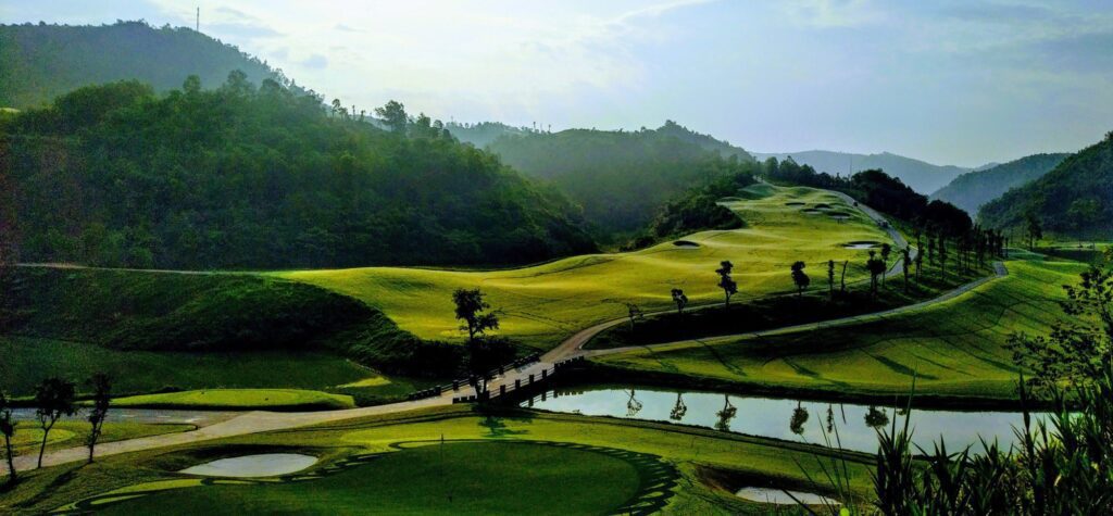 Sân gôn Geleximco Hilltop Valley Golf Club Lương Sơn, Hoà Bình – Địa chỉ, số điện thoại đặt