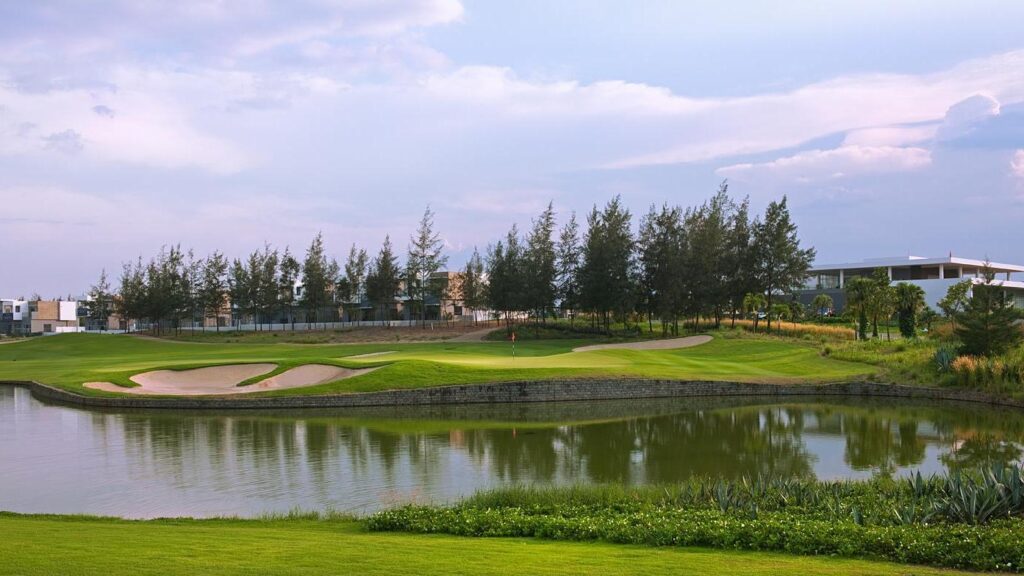 Montgomerie-Links-Da-nang