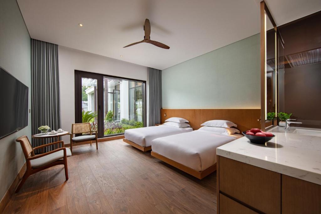 review-khach-san-can-ho-the-five-villas-resort-ninh-binh-5